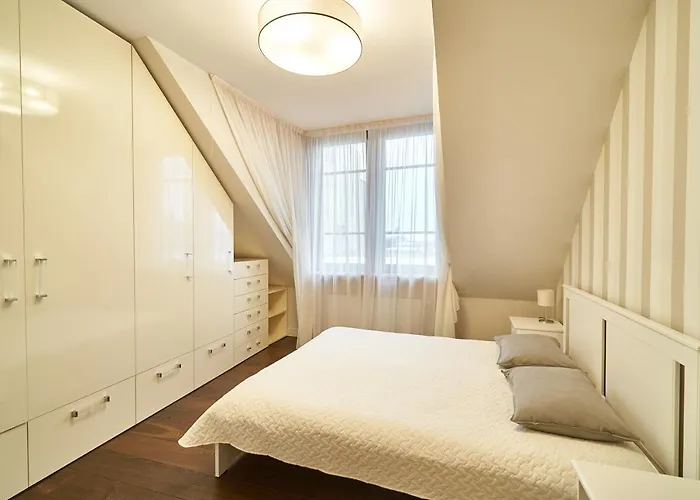 Emi Apartment